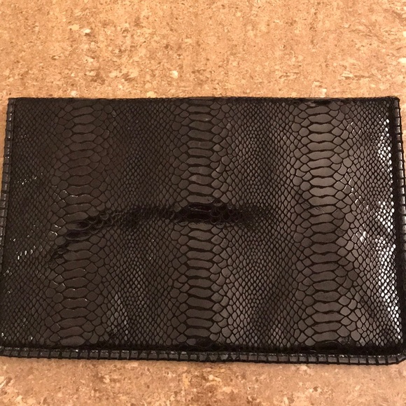 Michael Kors black patten faux croc pattern - Picture 3 of 5